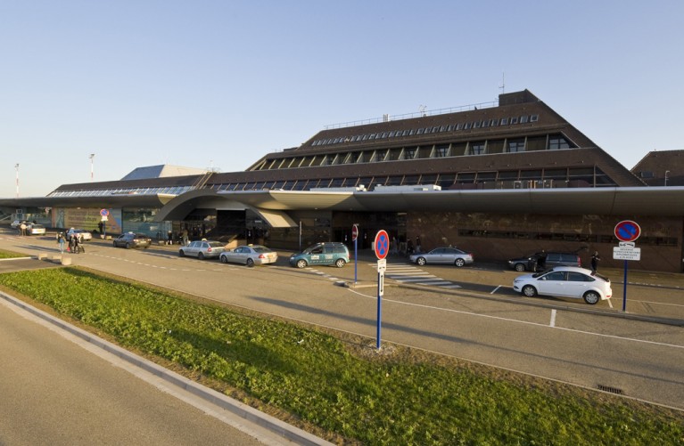Bon plan parking aéroport Strasbourg Entzheim