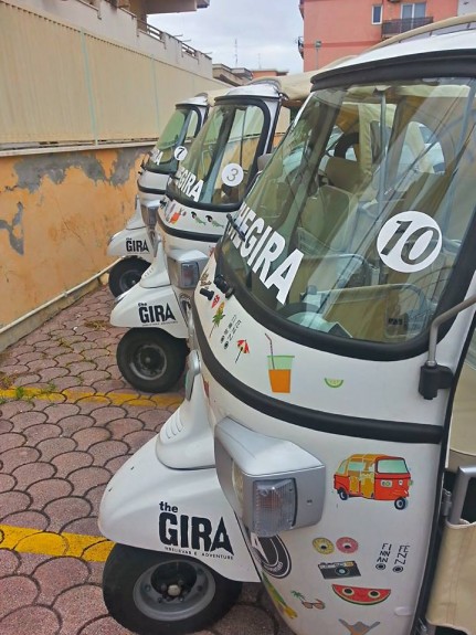 Prendsmaplace innove dans le stationnement des 3 roues !