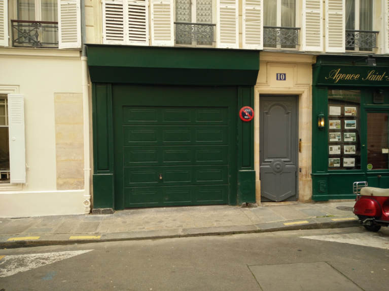 Réserver un parking entre particulier