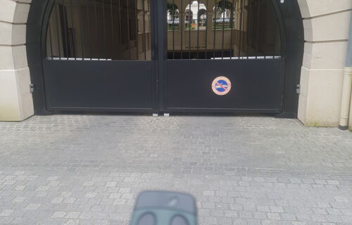 PARKING MARNE LA VALLEE CHESSY AVEC NAVETTE VERS LA GARE INCLUSE A/R