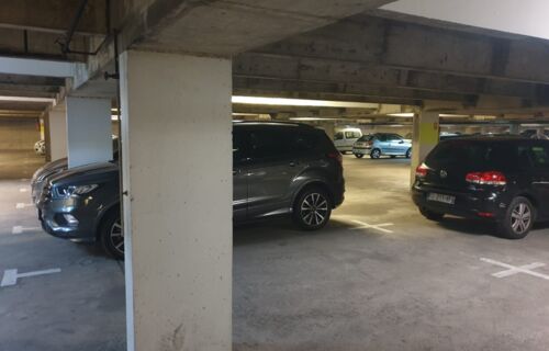 place de parking créteil université