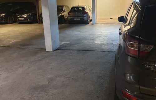 place de parking créteil université