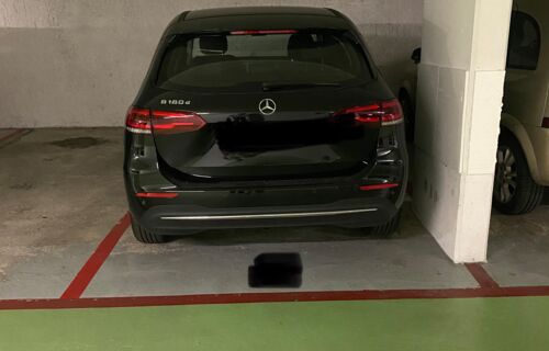Parking a louer limite Neuilly-sur-Seine/Levallois-Perret