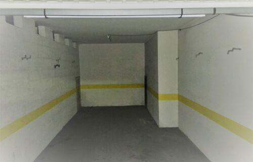 Double Box Paris 15eme (2 voitures ou voiture + cave)