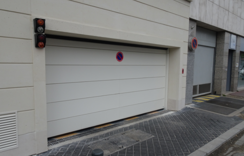 Parking immeuble neuf proche M13-M14