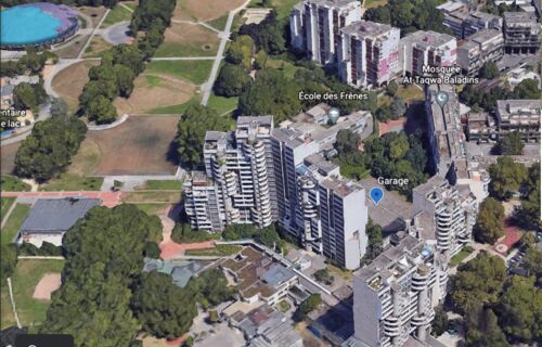 Loue garage pour colocation 2-roues - Parking Box fermé 15m² Grenoble Allée des Genêts (38)