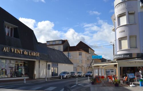Garage à 120 m de la plage et 30 m des commerces FORT MAHON PLAGE