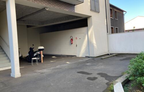 Parking couvert Croix de Chavaux Montreuil