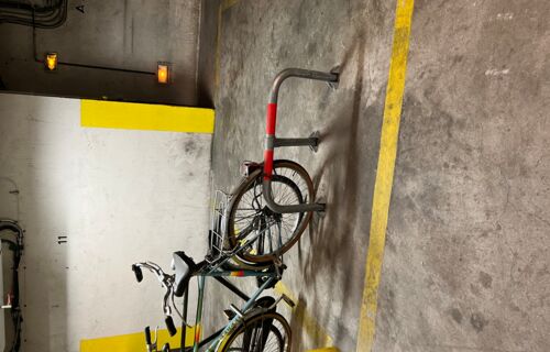 Emplacement petite voiture type smart