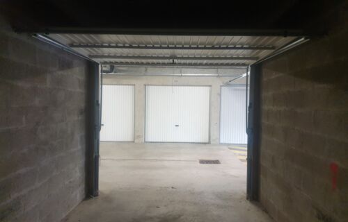 Garage fermé