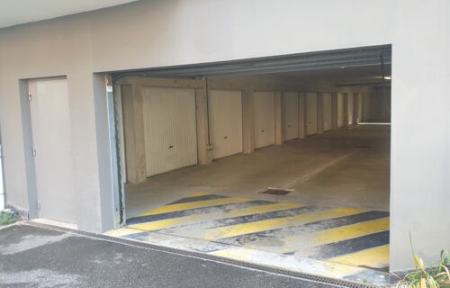 Garage fermé