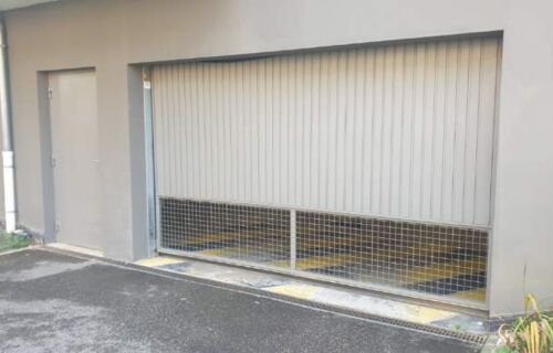 Garage fermé
