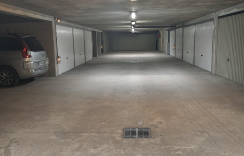 Parking proche la defense