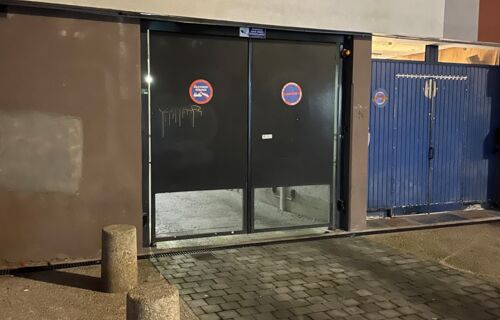 Parking moto couvert 3,5,7 rue Stephenson 75018 Paris