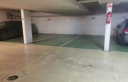 Parking près de la Défense à Courbevoie