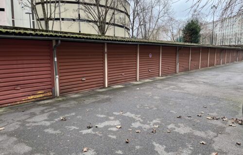Box fermé à Vanves - proche sortie du périphérique Porte de Brancion