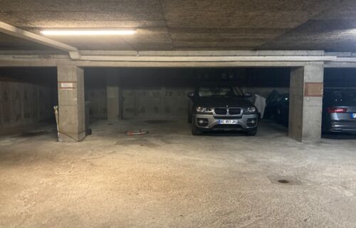 Parking à 5minutes de l'A4