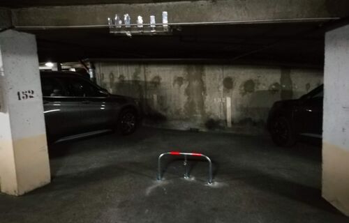 Parking Métro Gallieni