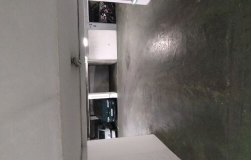 Café de la Danse / parking Privatif