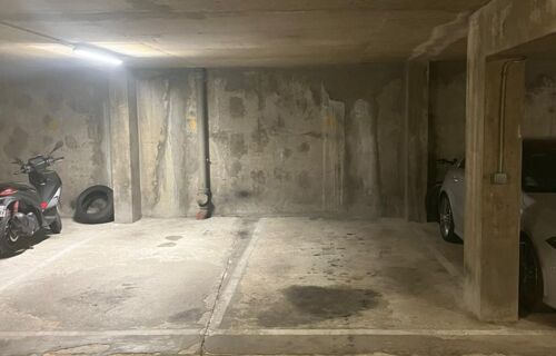Place de parking dans résidence sécurisée Paris 19