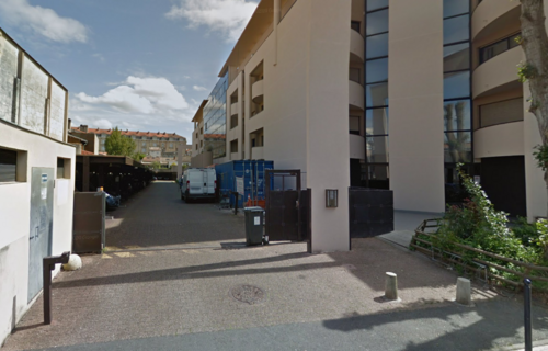 Parking près du stade Chaban Delmas