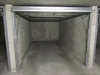 Garage à louer