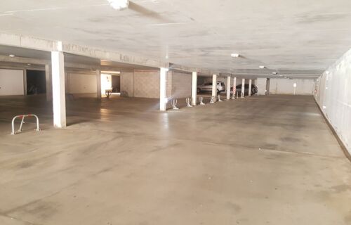 Parking sous sol Bormes les mimosas la Faviere