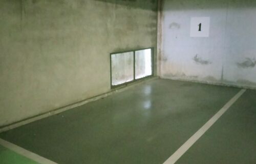Parking souterrain et surveillé, près de la gare de Cergy préfecture