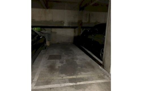 Place de Parking Nation  Avron