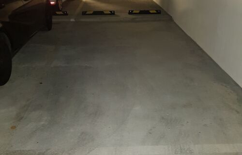 Parking à Asnieres