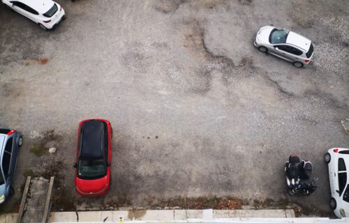 Location 1 place de parking Toulouse Saint Agne