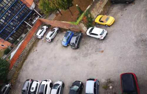 Location 1 place de parking Toulouse Saint Agne