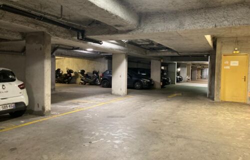 PARKING 1er sous-sol. Pantin (rue Victor Hugo entre Eglise et Mairie)
