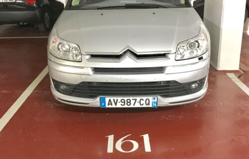 Loue place de parking sécurisée en S/Sol