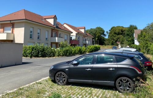 Parking privée dans résidence calme