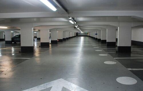 Place parking à 5 minutes RER D Combs la ville