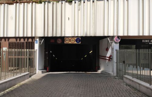 Location parking moto scooter Paris 11eme