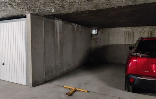 Place de parking protégée