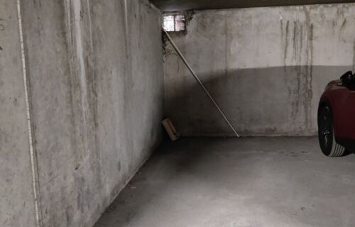Place de parking protégée