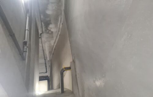 Parking près du métro les Agnettes