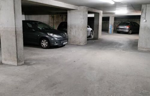 Place de parking souterrain Charpennes 7min métro A