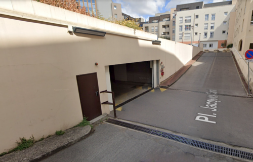 CACHAN : place de parking à louer (centre-ville)