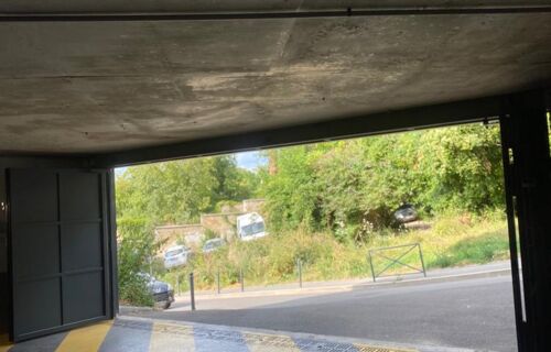 Parking privée dans une résidence sécurisée dans le bas-meudon