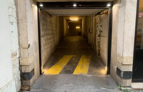 Parking Moto Marcadet / Poissonniers