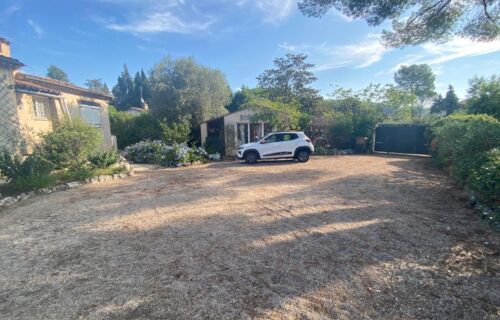5min du centre à pied en villa sécurisée