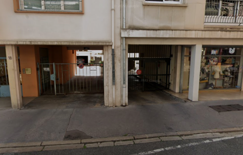 Garage Box plein centre ville Dijon