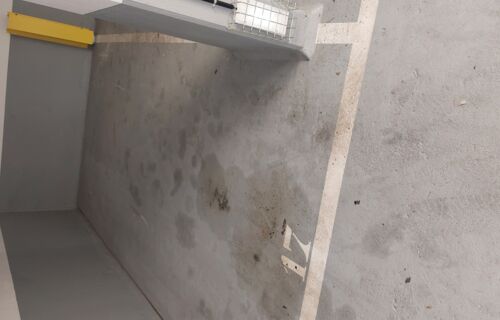 Place de parking dans un immeuble