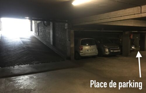 Loue place de parking Montreuil 93100 porte de Montreuil