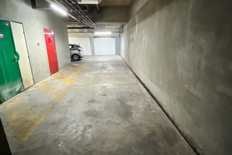 Double Places parking 3mn gare de Rueil-Malmaison