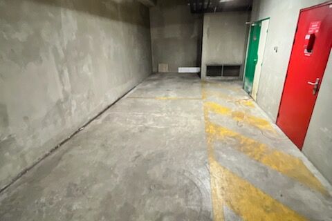 Double Places parking 3mn gare de Rueil-Malmaison